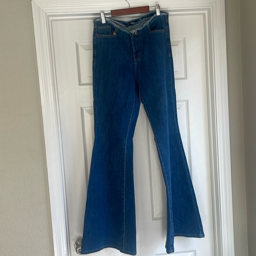 Fashion nova bellbottom jeans